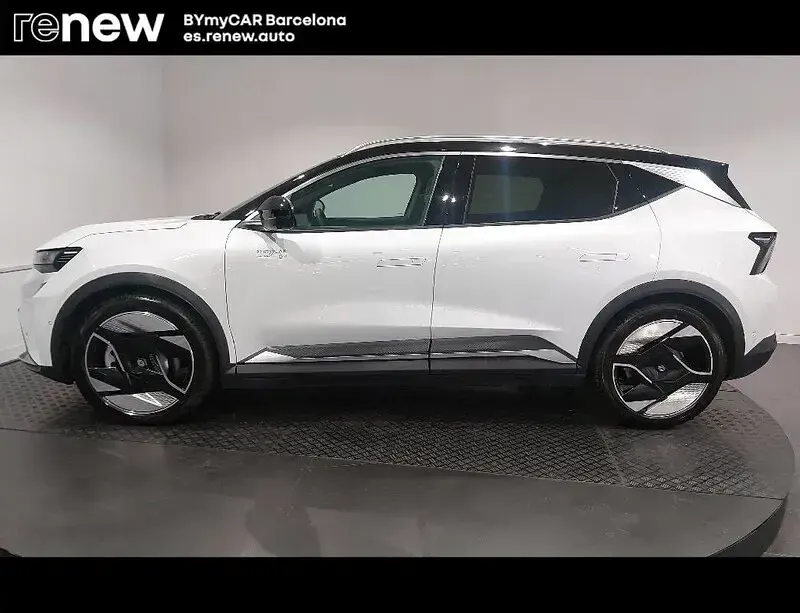 Usado Renault Scenic E-Tech Iconic 160 kW (218 CV) 2024 Blanco SUV
