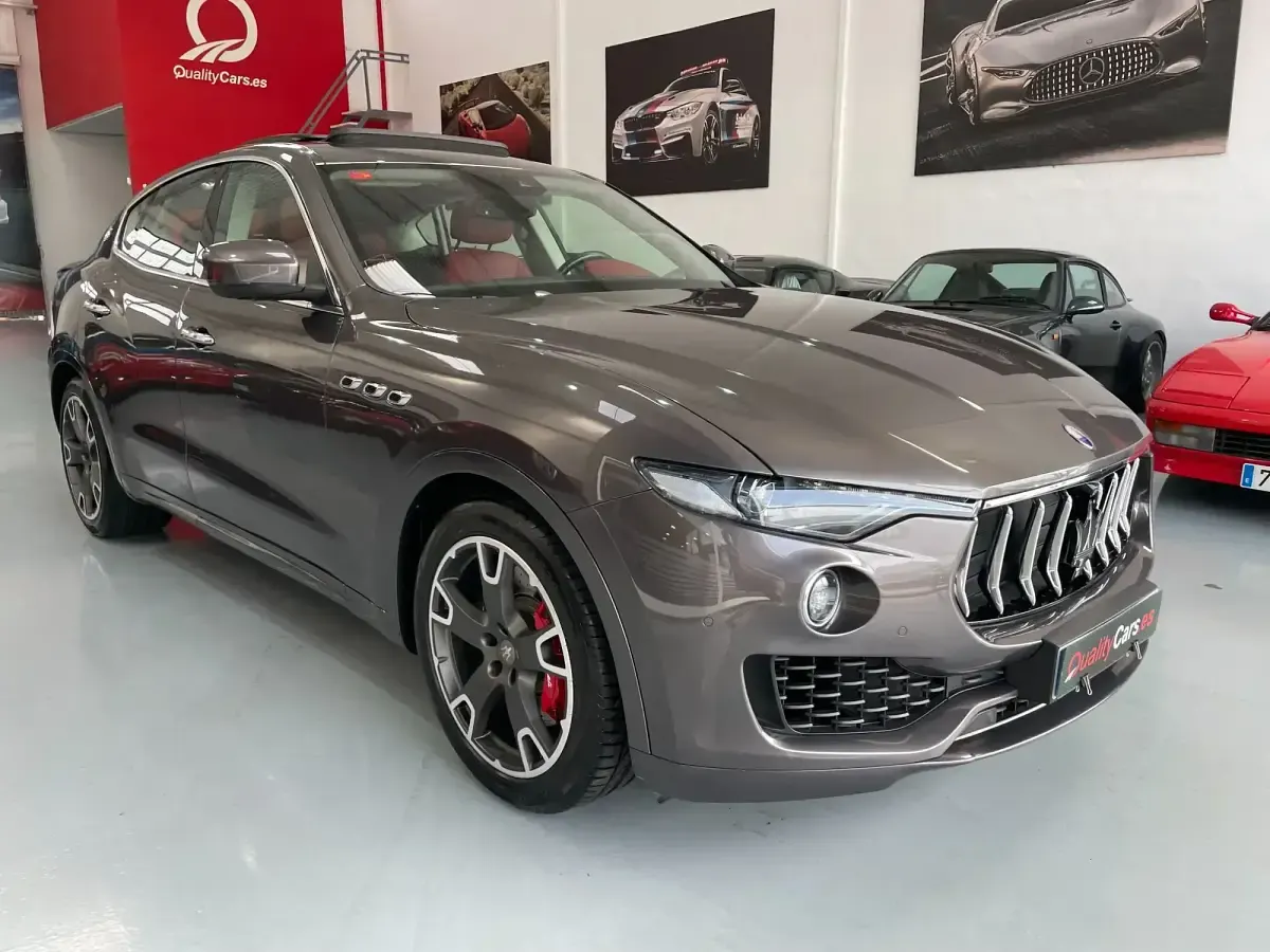Usado Maserati Levante 430 CV (316 kW) 2016 Gris SUV