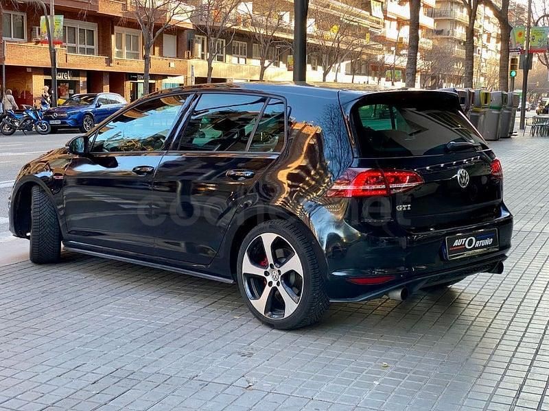 Usado VW Golf VII GTI 220 CV (161 kW) 2016 Negro Berlina