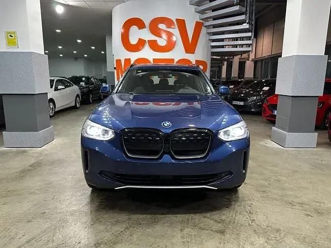 Usado BMW iX3 210 kW (286 HP) 2021 Azul SUV
