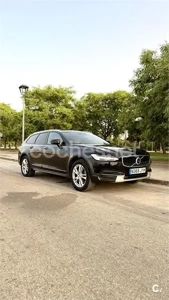 Usado Volvo V90 CC 190 CV (139 kW) 2017 Negro Familiar