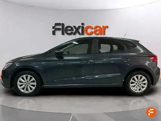 Usado Seat Ibiza Reference 110 CV (80 kW) 2023 Gris Utilitario