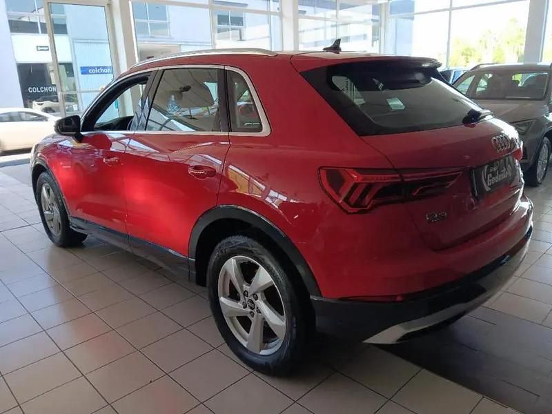 Usado Audi Q3 Advanced Plus 150 HP (110 kW) 2022 Vermelho SUV