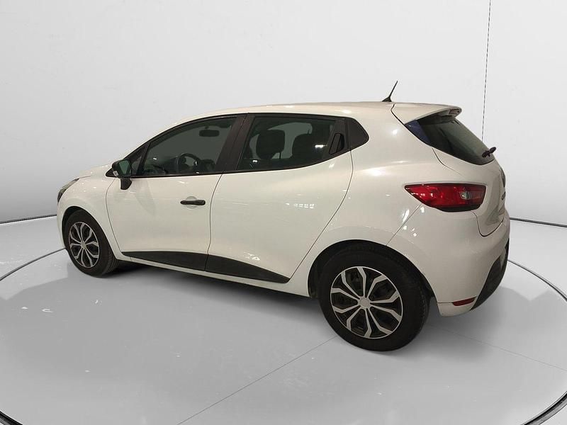 Usado Renault Clio IV Business 90 CV (66 kW) 2018 Blanco Berlina