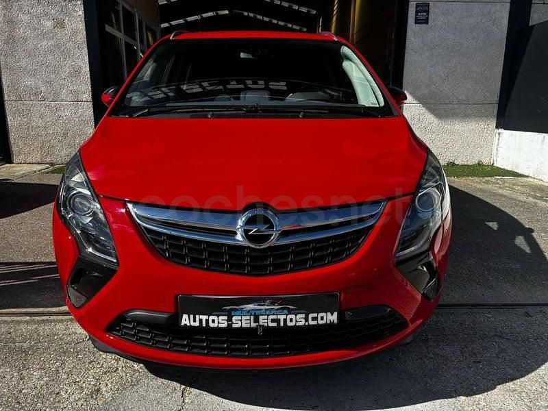 Usado Opel Zafira Tourer Selective 136 CV (100 kW) 2015 Rojo Monovolumen