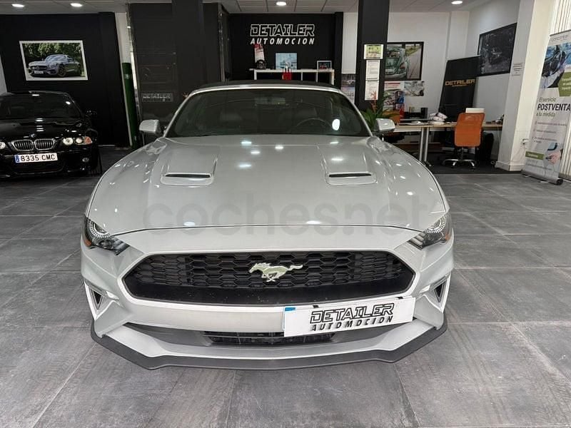 Usado Ford Mustang 314 CV (230 kW) 2018 Gris / plata Descapotable