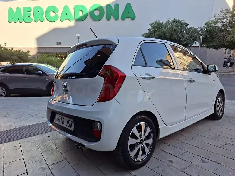 Usado Kia Picanto 66 CV (48 kW) 2016 Blanco Utilitario