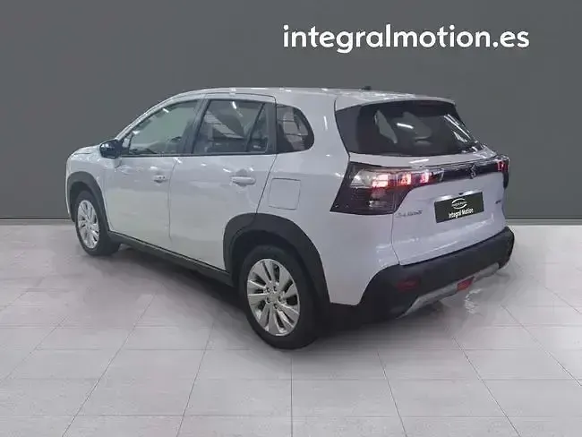 Nuevo Suzuki SX4 S-Cross 110 CV (80 kW) 2025 Rojo SUV