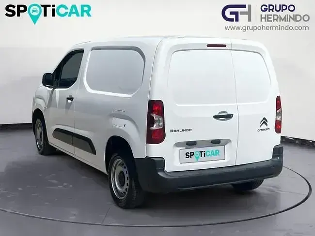 Usado Citroën Berlingo 100 CV (73 kW) 2022 Blanco Monovolumen