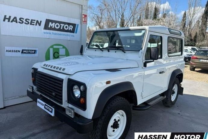 Usado 2014 Land Rover Defender SUV | 32.975 € - Imagen 1/4