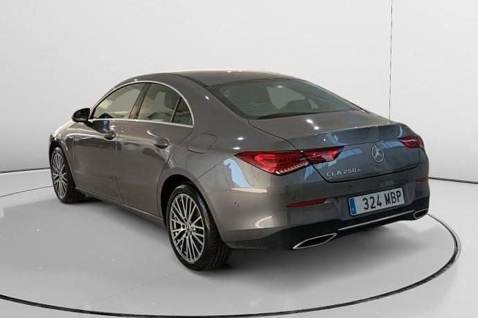 Usado Mercedes CLA250e 222 CV (163 kW) 2022 Berlina