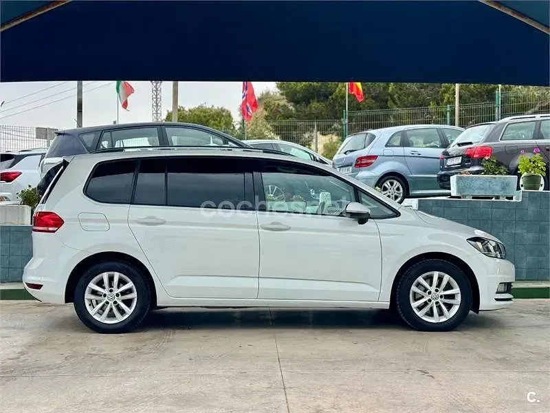 Brugt VW Touran Business 115 HK (84 kW) 2016 Hvid MPV