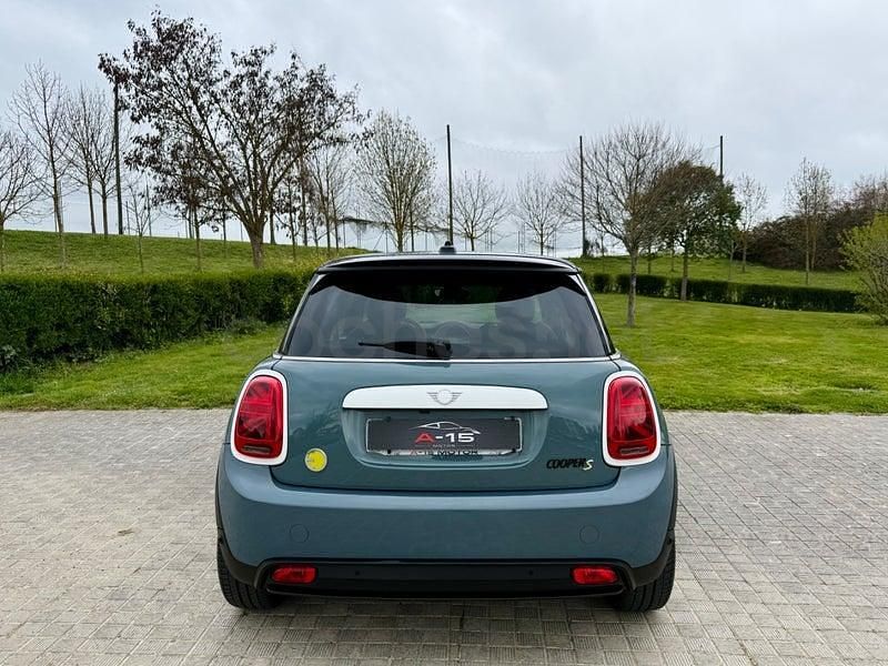 Używany Mini Cooper SE 135 kW (184 KM) 2023 Eléctrico Hatchback