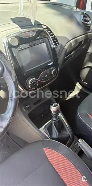 Usado Renault Captur XMOD 110 CV (80 kW) 2016 Naranja SUV