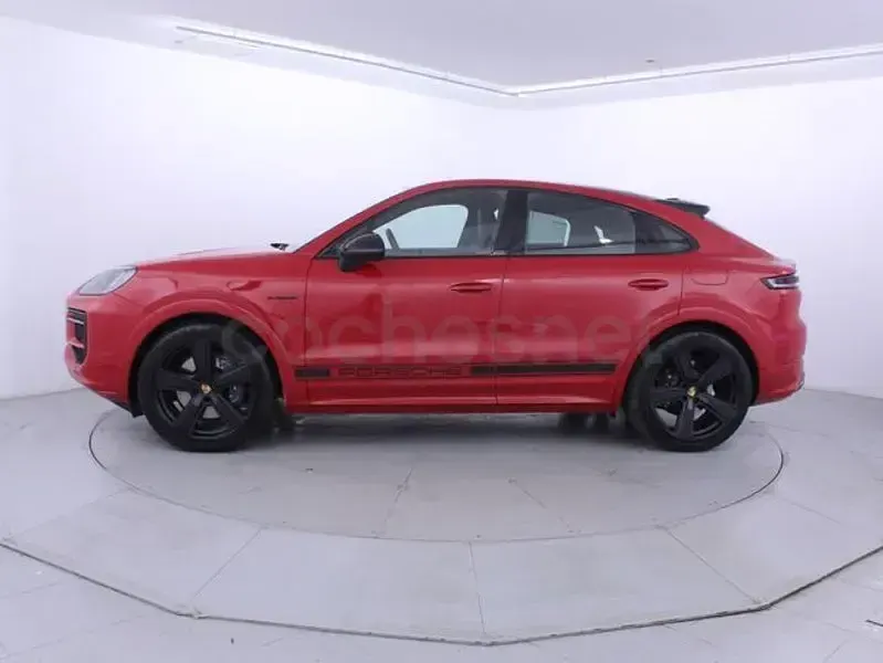 Usado Porsche Cayenne 470 CV (345 kW) 2025 Rojo SUV