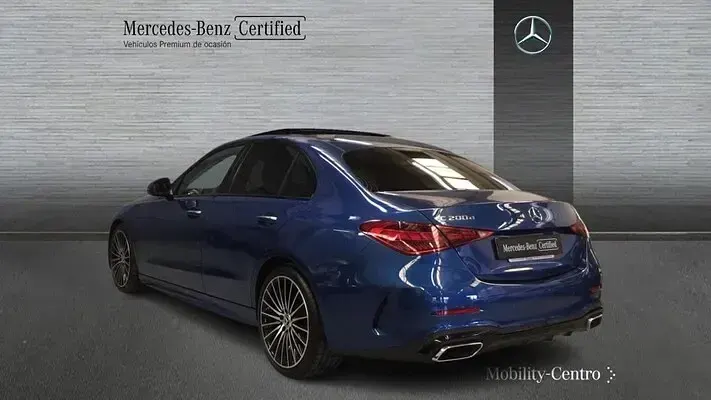 Usado Mercedes C200 AMG line 184 CV (135 kW) 2024 Berlina