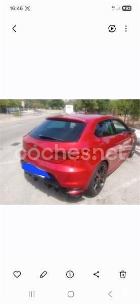 Usado Seat Leon FR 180 CV (132 kW) 2018 Rojo Berlina