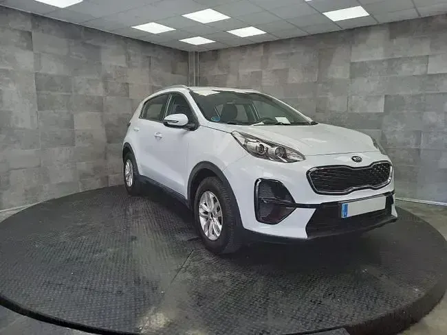 Usado Kia Sportage 115 CV (84 kW) 2020 Blanco SUV