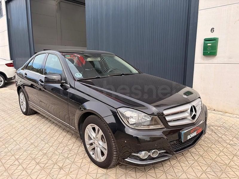 Usado Mercedes C220 Avantgarde 170 CV (125 kW) 2013 Negro Berlina