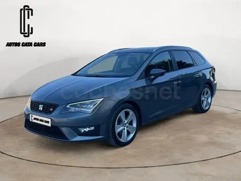 Usado Seat Leon FR 150 CV (110 kW) 2015 Gris / plata Familiar