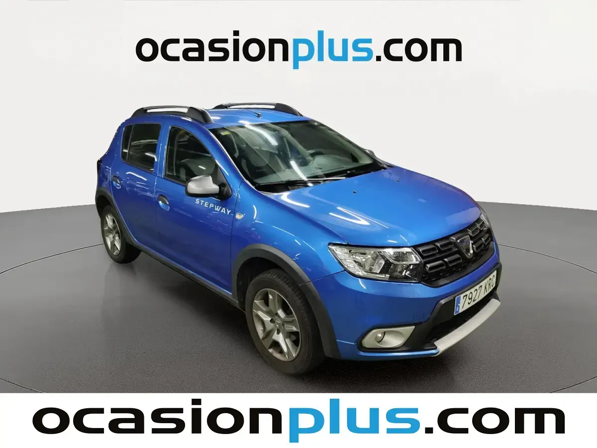 Usado Dacia Sandero Comfort 90 CV (66 kW) 2018 Azul Utilitario