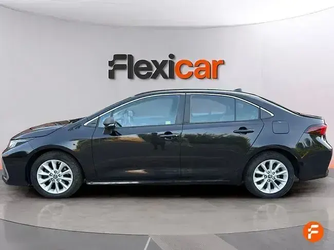 Usado Toyota Corolla Eco 140 CV (102 kW) 2023 Negro Berlina