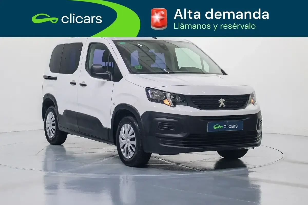 Usado Peugeot Rifter Active 131 CV (96 kW) 2020 Blanco Monovolumen