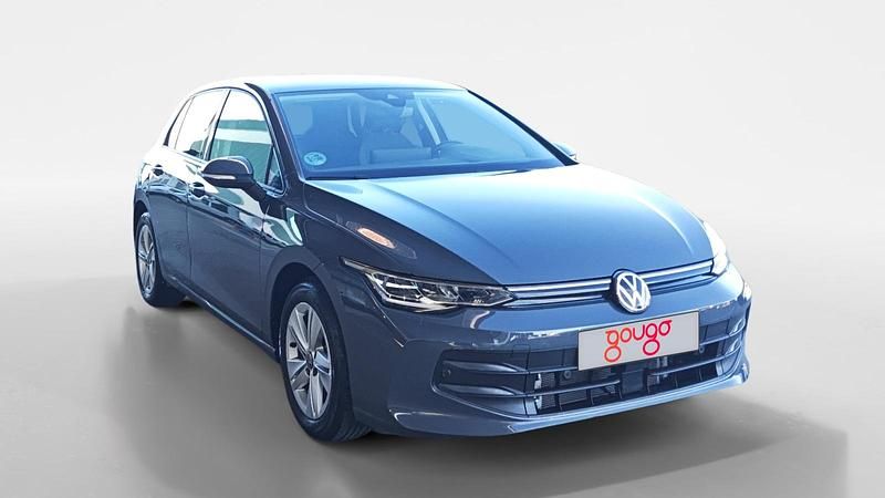 Usado VW Golf VIII 115 CV (84 kW) 2025 Gris / plata Berlina
