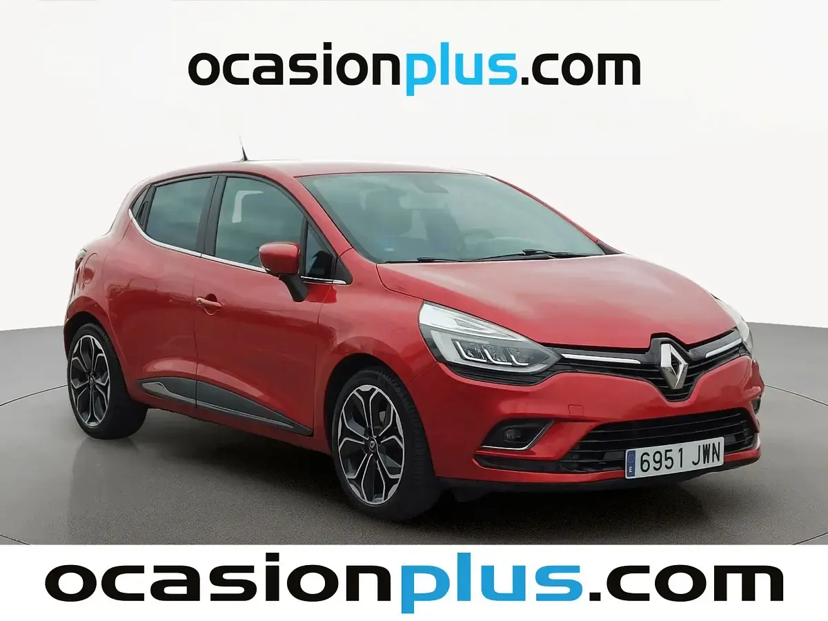 Usado Renault Clio Zen 90 CV (66 kW) 2017 Rojo Utilitario