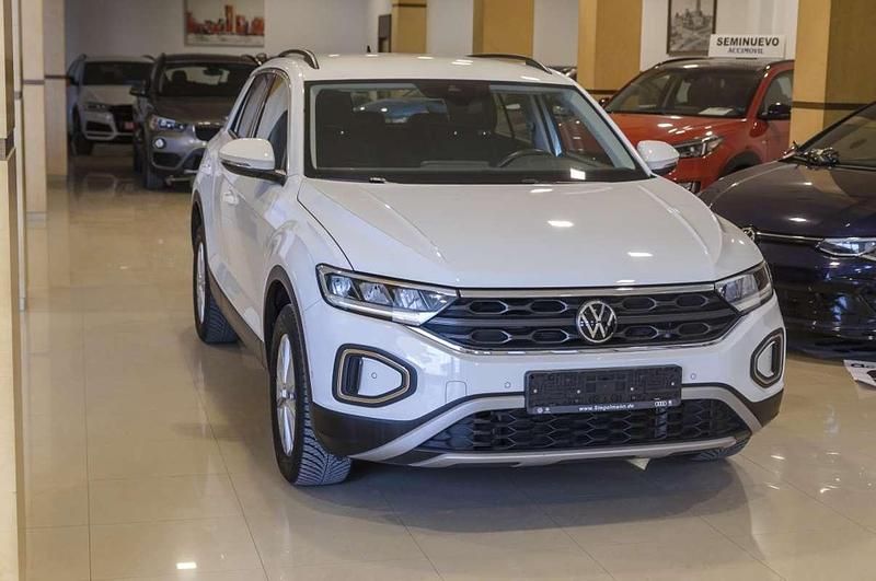 Usado VW T-Roc 116 CV (85 kW) 2023 Blanco SUV