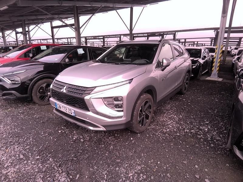 Usado Mitsubishi Eclipse Cross 188 CV (138 kW) 2022 Plateado SUV