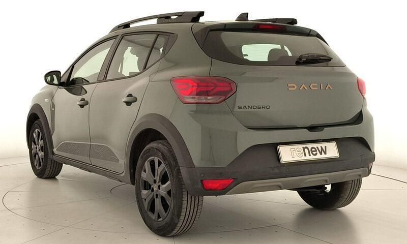 Usado Dacia Sandero Extreme 100 HP (73 kW) 2026 Verde Sedan