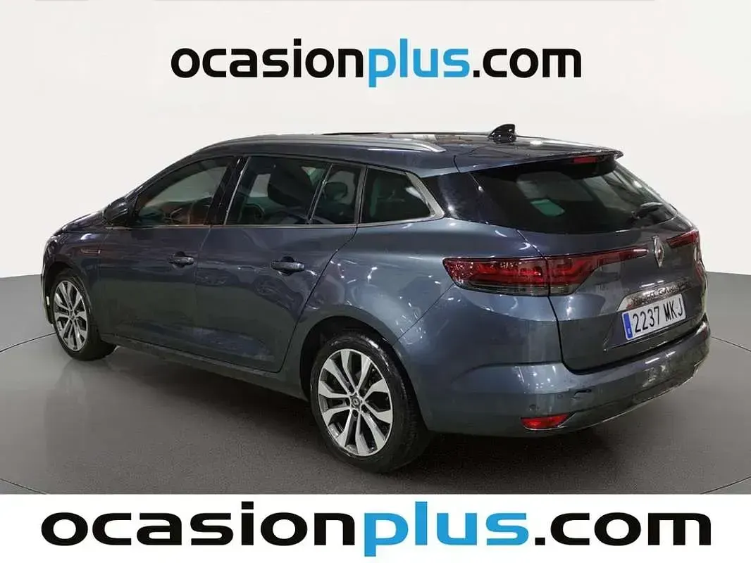 Usado Renault Mégane GrandTour Techno 140 CV (102 kW) 2023 Gris Familiar