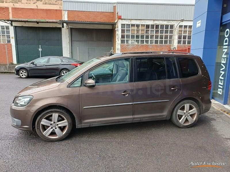 Usado VW Touran Sport 140 CV (102 kW) 2012 Marrón Monovolumen