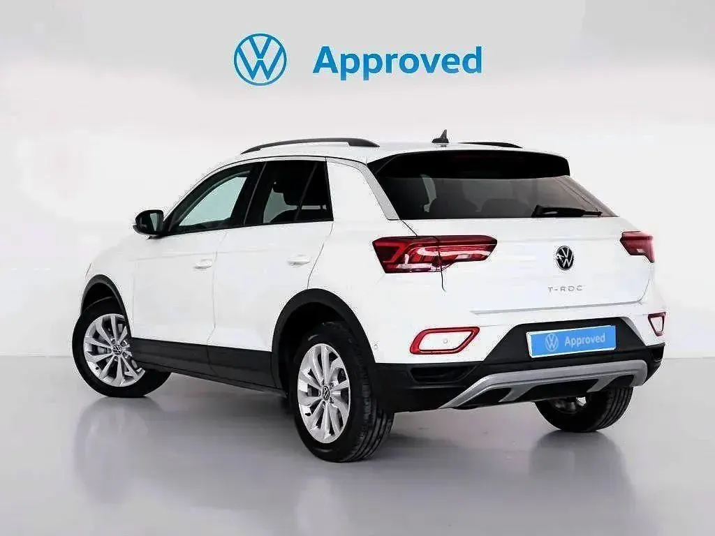 Usado VW T-Roc Life 110 CV (80 kW) 2022 Blanco SUV