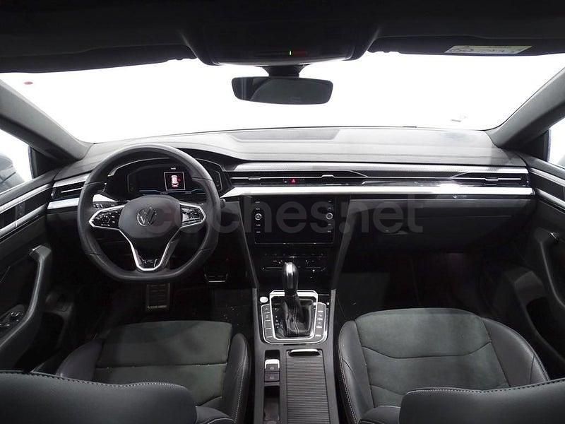 Usado VW Arteon R-line 200 HP (147 kW) 2024 Cinzento Carrinha