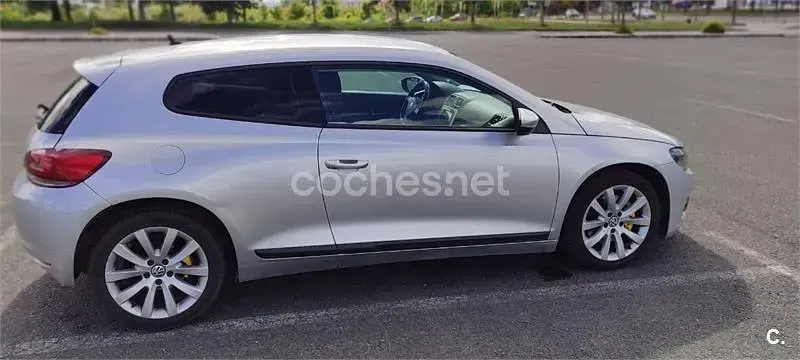 Usado VW Scirocco 160 CV (117 kW) 2008 Gris / plata Coupe