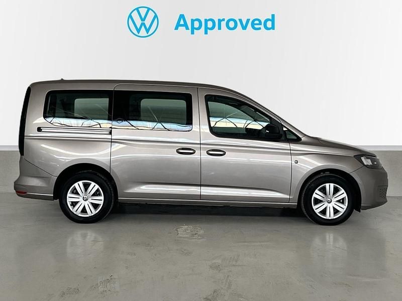 Usado VW Caddy 102 CV (75 kW) 2025 Beige Monovolumen
