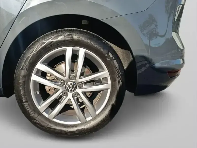 Usado VW Touran 150 CV (110 kW) 2025 Monovolumen