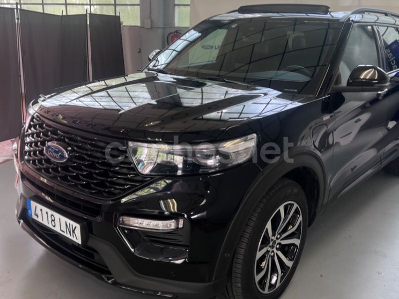 Negro Usado 2021 Ford Explorer ST-Line SUV | 45.300 € (Caro) - Imagen 1/4
