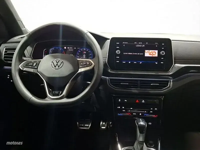 Usado VW T-Cross R-line 115 CV (84 kW) 2025 Negro SUV