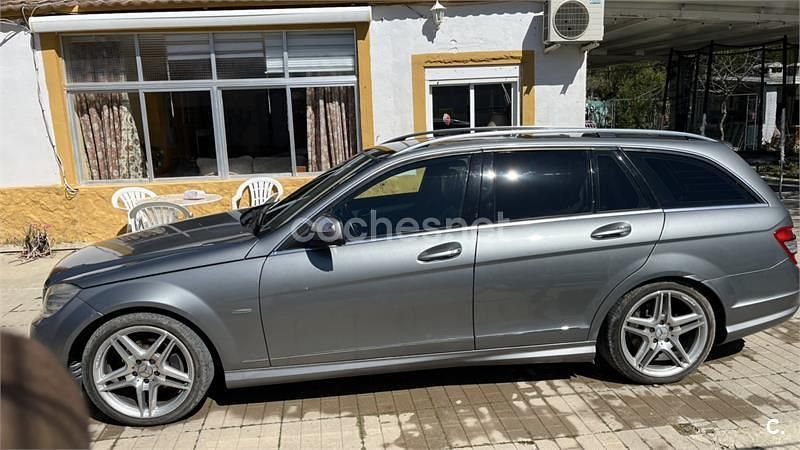 Usado Mercedes C220 Avantgarde 150 CV (110 kW) 2008 Gris / plata Familiar