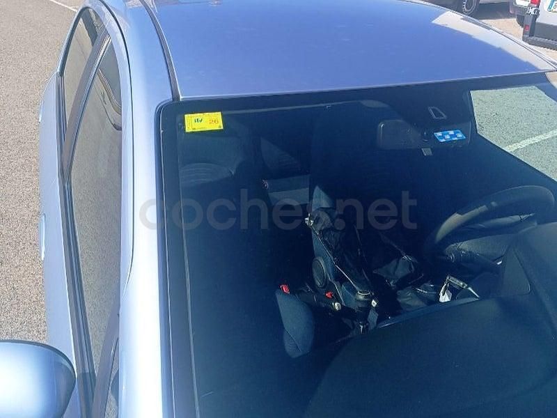 Usado Fiat Punto Active 75 CV (55 kW) 2009 Azul Utilitario
