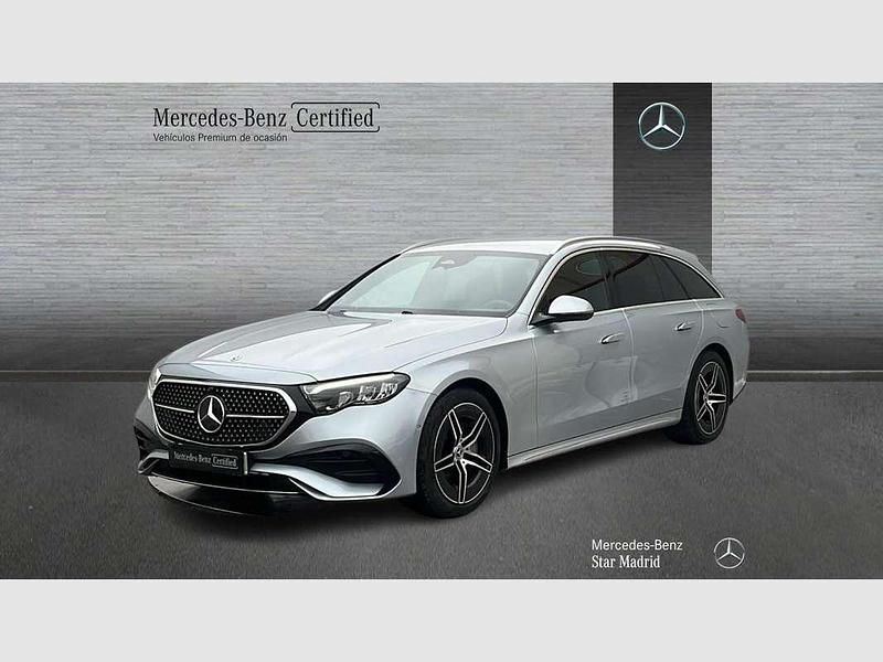 Usado Mercedes E300 313 CV (230 kW) 2025 Plateado Familiar