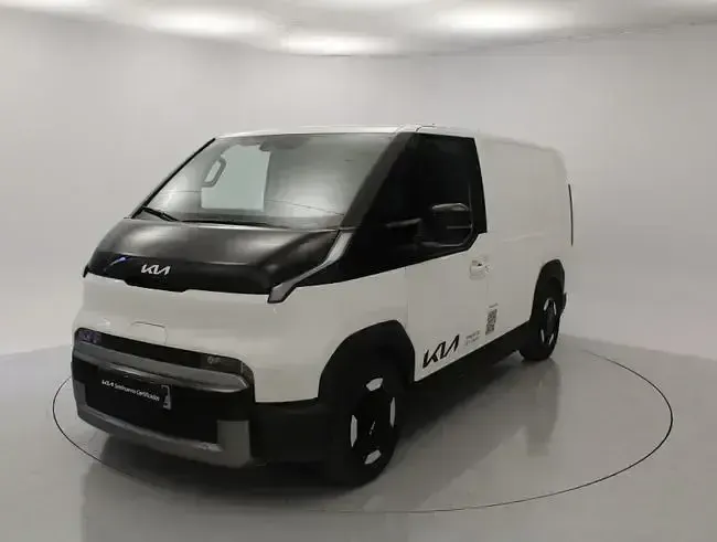 Nuevo Kia PV5 Plus 119 kW (163 CV) 2025 Blanco Monovolumen