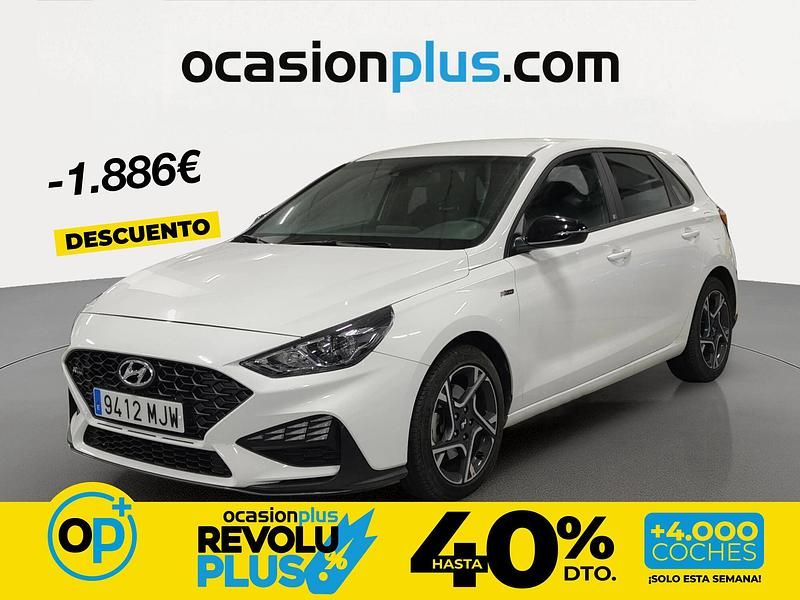 Usado Hyundai i30 N Line 120 CV (88 kW) 2023 Blanco