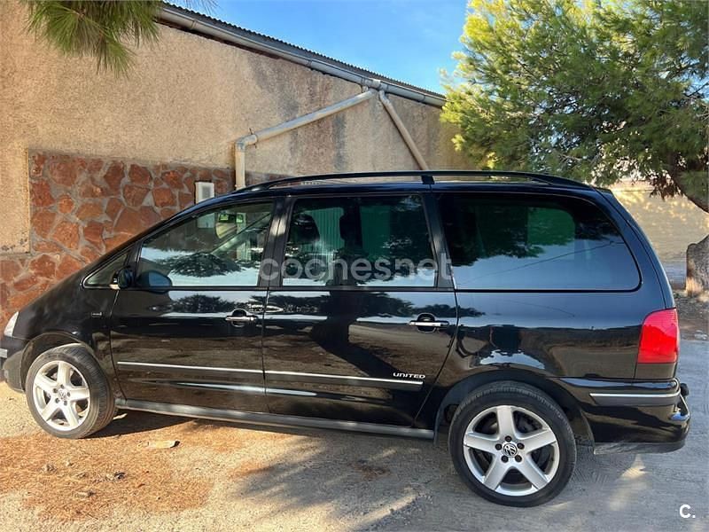 Negro Usado 2009 VW Sharan Advance Monovolumen | 7500 € - Imagen 1/4