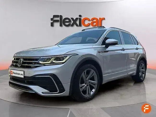 Usado VW Tiguan R-line 150 CV (110 kW) 2021 Gris SUV