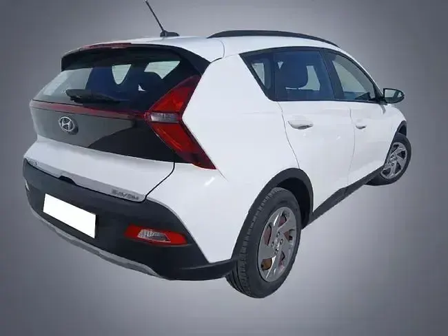 Usado Hyundai Bayon 84 CV (61 kW) 2021 Blanco SUV