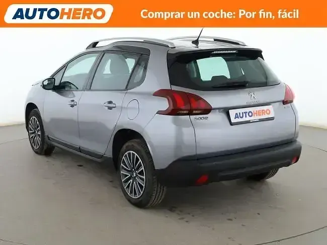 Usado Peugeot 2008 Active 100 CV (73 kW) 2016 Gris SUV